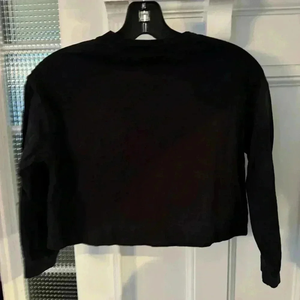 Old navy hello kitty & friends girls black long sleeve graphic tee shirt sz M-8 - Picture 3 of 7